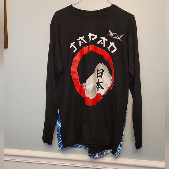 Fresh Laundry Japan Great Wave Kanji Mount Fuji Men's Large Longsleeve Tshirt - Picture 1 of 4